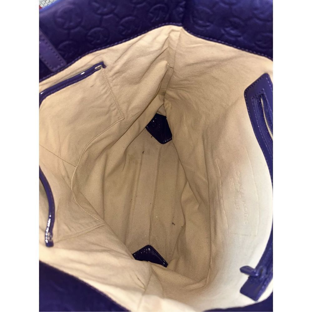 Michael Kors Signature Neoprene Large Purple Tote - Picture 4 of 6